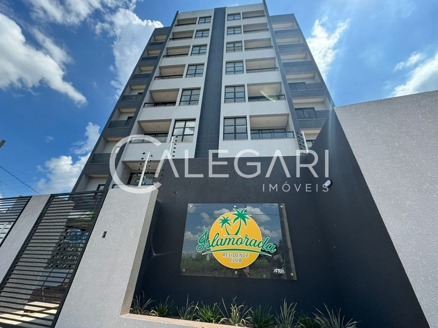 Apartamento de 97m² à venda no Edifício Islamorada – Foz do Iguaçu/PR.
