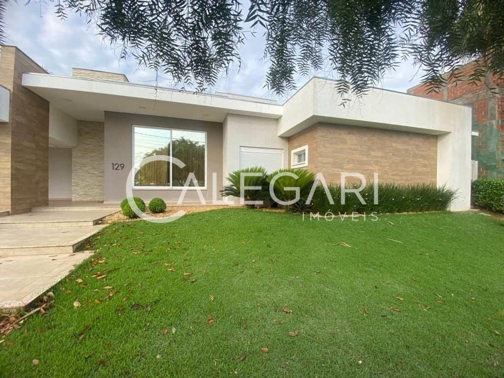 Casa térrea Mobiliada de Alto Padrão á venda no Condomínio Terras Alpha I Foz do Iguaçu – PR — foto 3