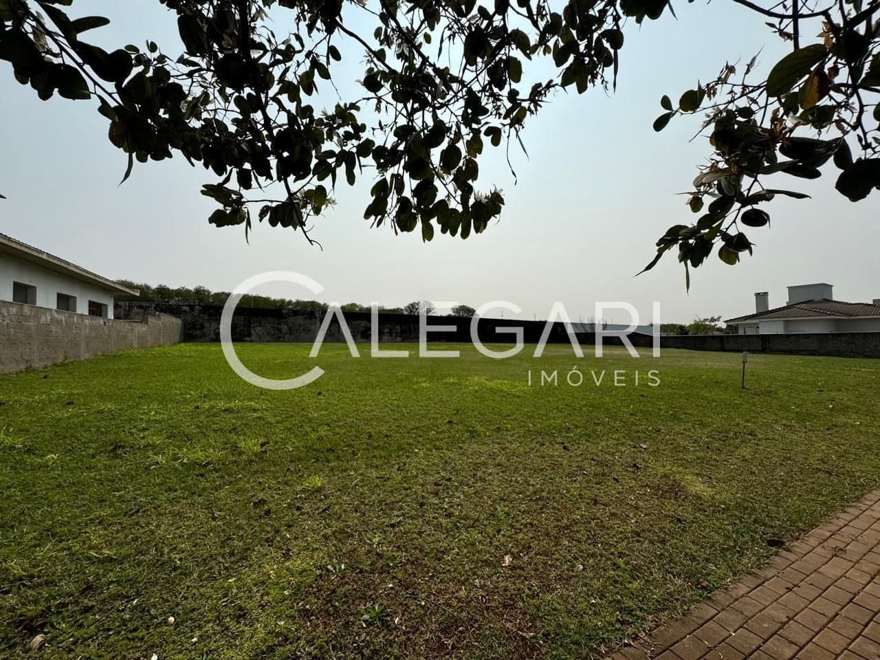 Terreno à venda de 600 m² no Condomínio Villa Conscientia – Foz do Iguaçu/PR